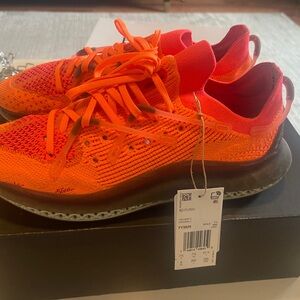 Men's Orange Athletic Shoes